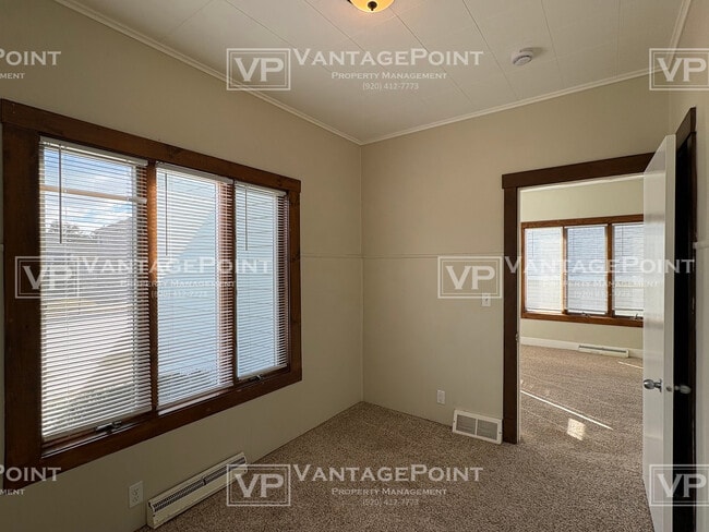 Building Photo - 2110 Lincoln St