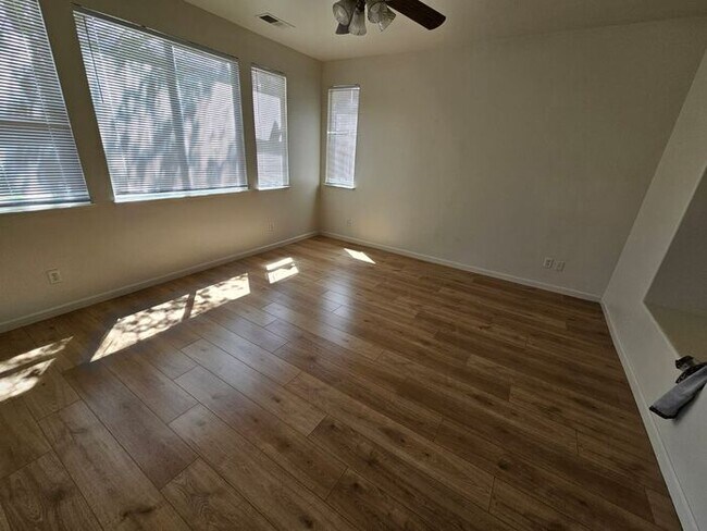 Building Photo - 3 bed 2.5 bath Northwest Reno Home for Rent