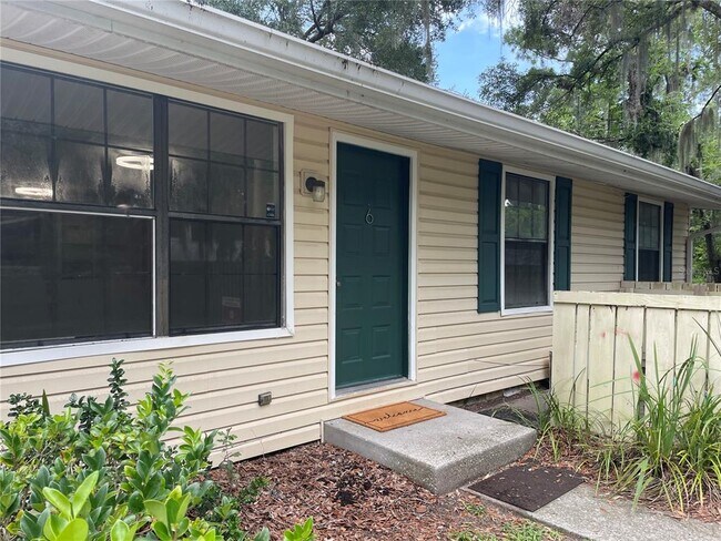 Primary Photo - 2490 SW 14th Dr