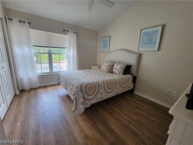 Building Photo - 4950 Deerfield Way