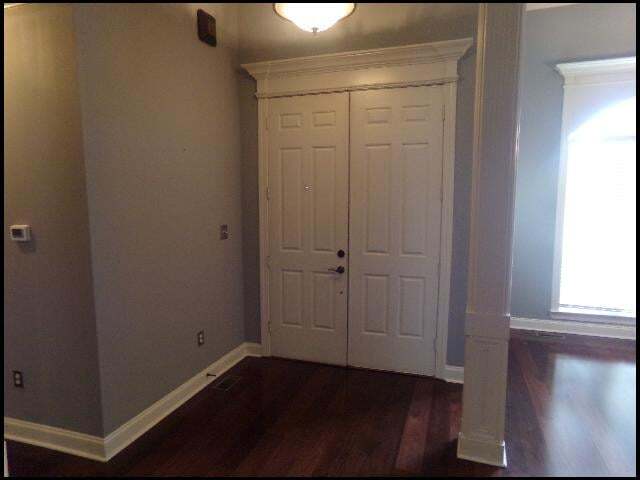 Building Photo - 3153 Stonewall Dr