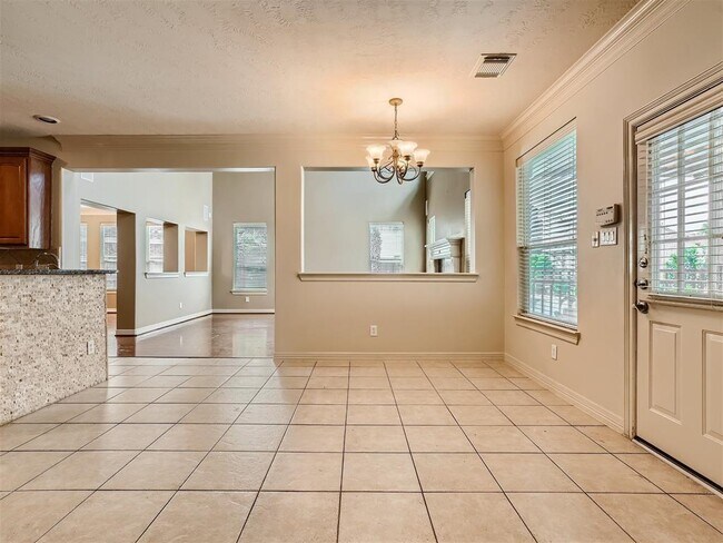 Building Photo - 2331 Vinemead Ct