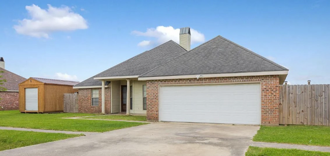 Building Photo - 737 N Belle Cir