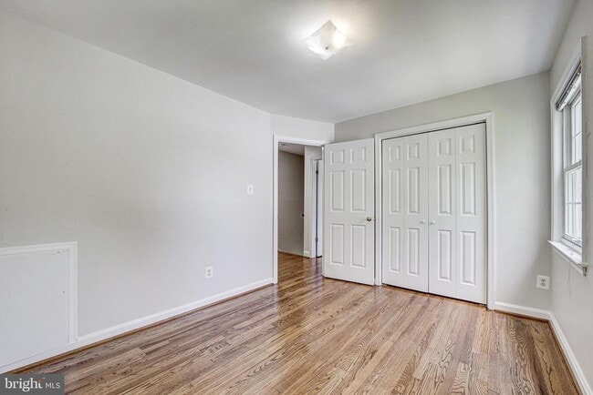 Building Photo - 5813 Fifer Dr