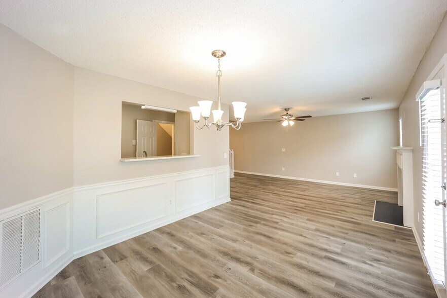 Building Photo - 310 Barshay Dr
