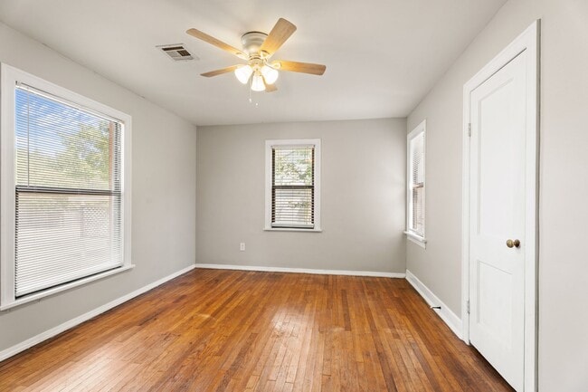 Building Photo - 3132 NW 44th St