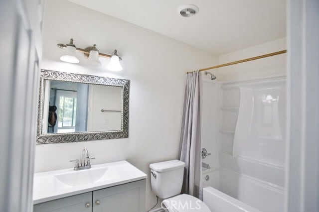 Building Photo - 7114 Santa Isabel Cir