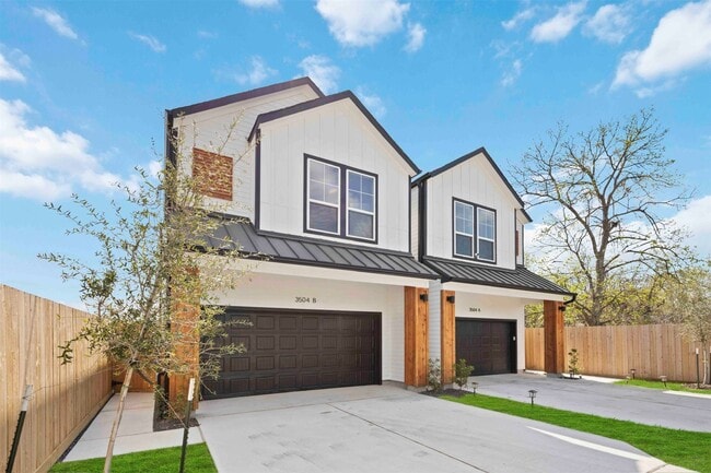 Building Photo - 3504 Caplin St