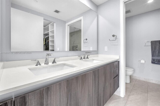 Building Photo - 488 NE 18th St