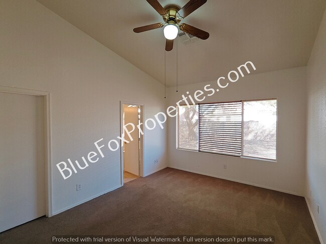 Building Photo - 10057 E Paseo San Bruno