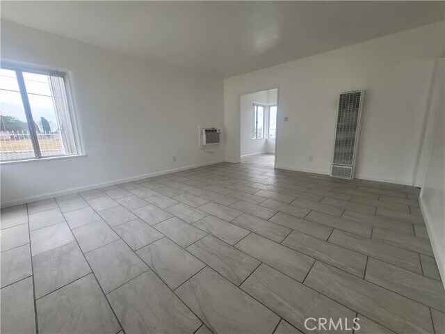 Building Photo - 545 N 2nd St