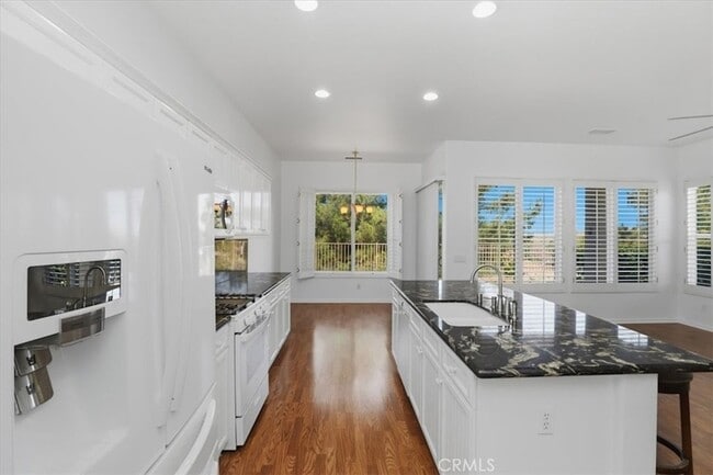 Building Photo - 9196 Pioneer Ln