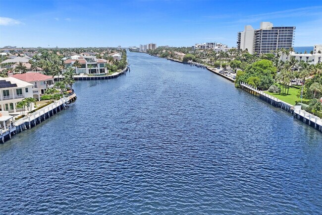 Building Photo - 683 Pelican Way