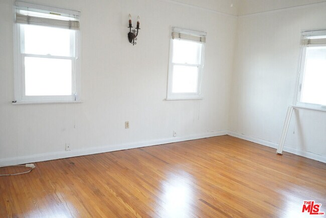 Building Photo - 8361 Blackburn Ave