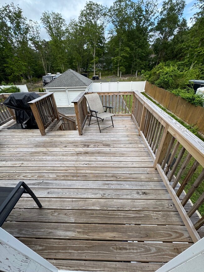 Building Photo - 437 Wheaton Ave