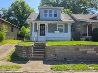 Building Photo - 321 S 39th St