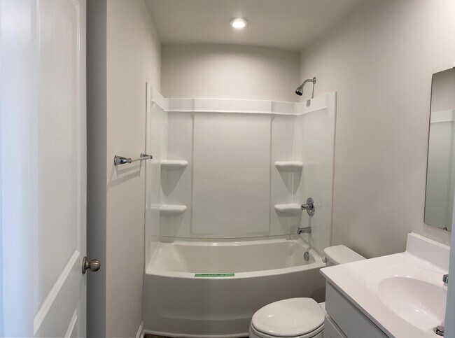 Building Photo - 2231 Fathom Wy