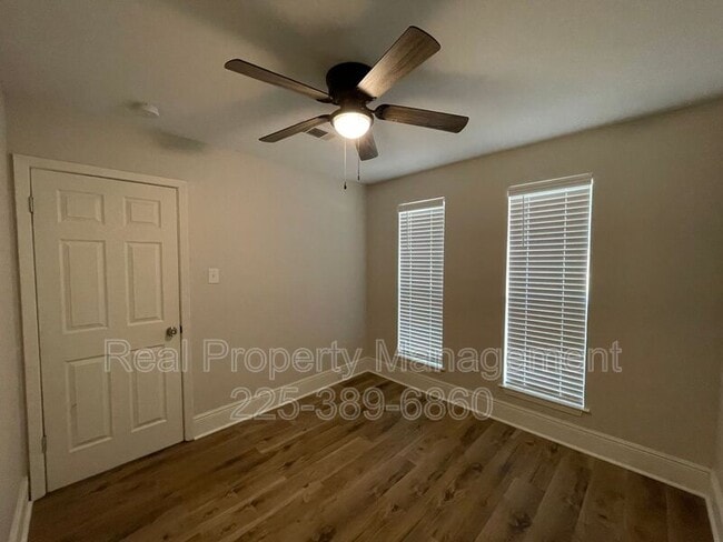 Building Photo - 13701 Gentilly Ct