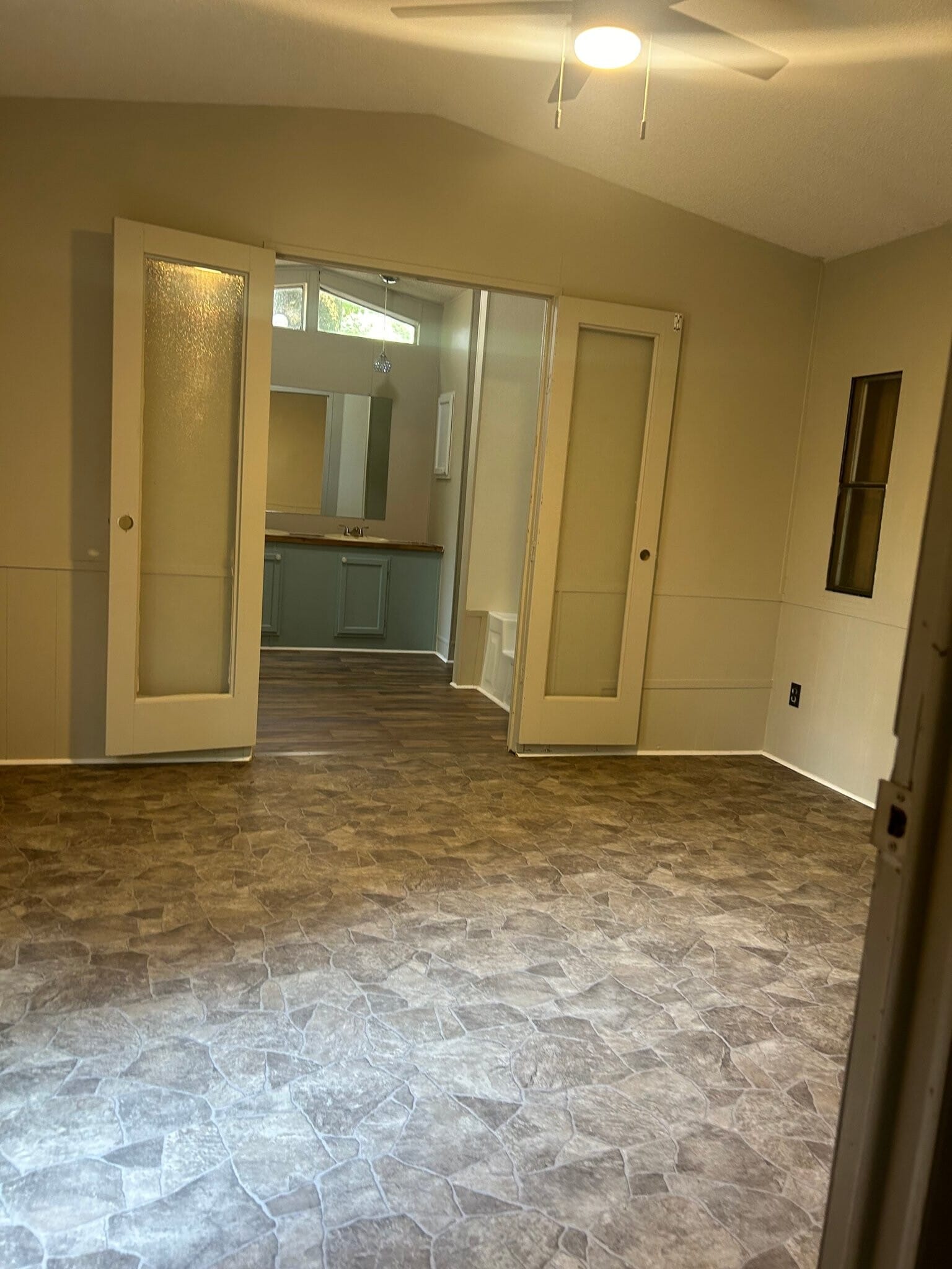 Building Photo - 1370 Yorkshire Ln