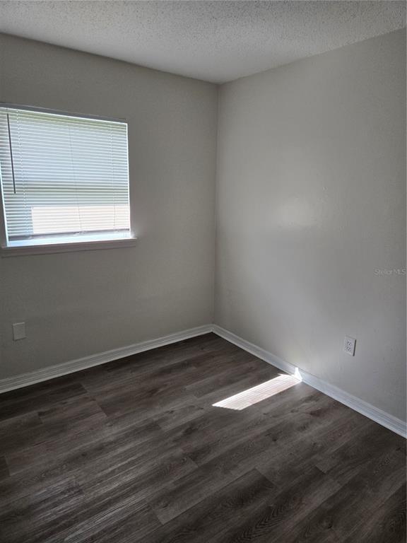 Building Photo - 1343 Croyle Dr