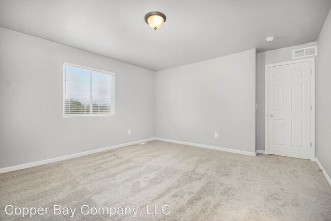 Building Photo - 4 br, 2.5 bath House - 1550 Jacqueline Drive