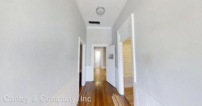 Building Photo - 3 br, 2 bath House - 723 Laurel Street