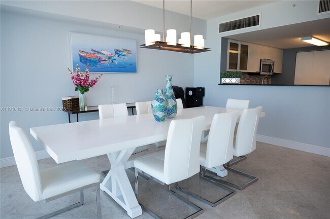 Building Photo - 16699 Collins Ave