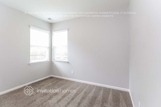 Building Photo - 617 Augustus Lane