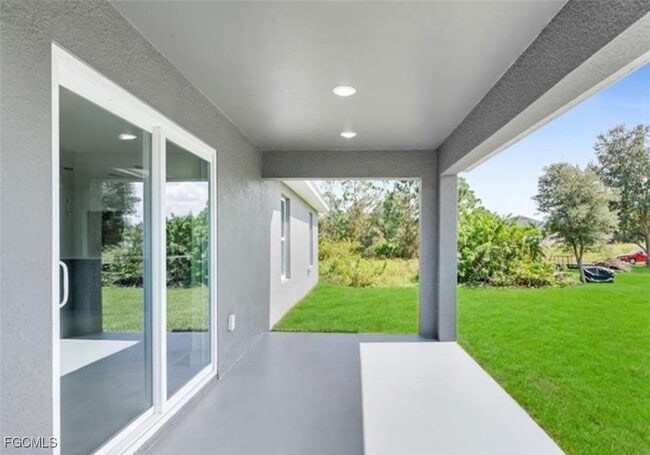 Building Photo - 2513 74th St W