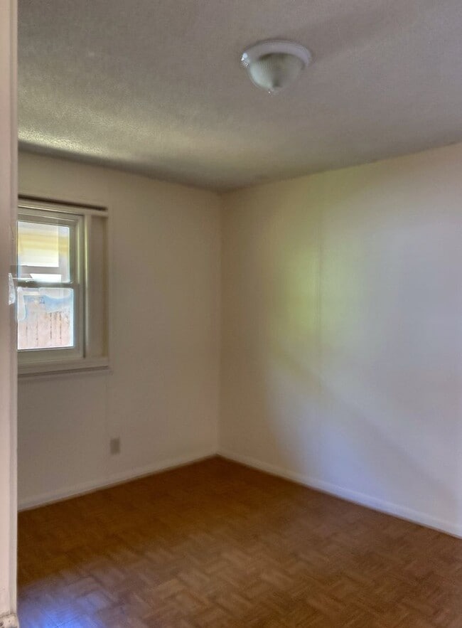 Building Photo - 3/1 | 2 car carport | $2,100.00 | avail 7/...