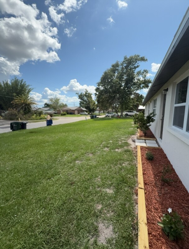 Building Photo - 7059 Brentford Rd