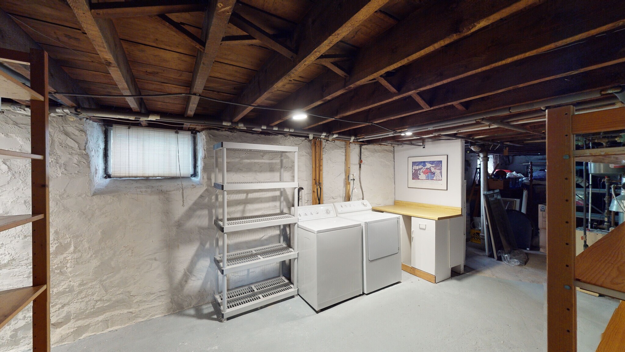 Building Photo - 76 Pearson Rd