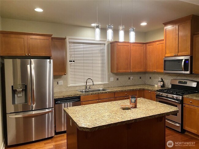 Building Photo - 18232 36 Ave SE