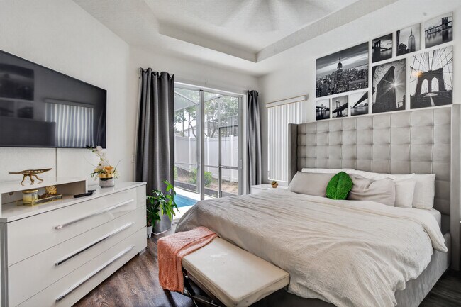 Building Photo - 515 Corvina Dr