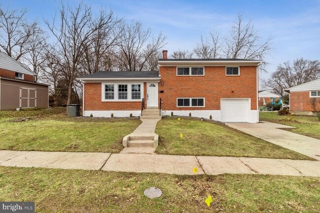 Building Photo - 10 Wendslow Rd