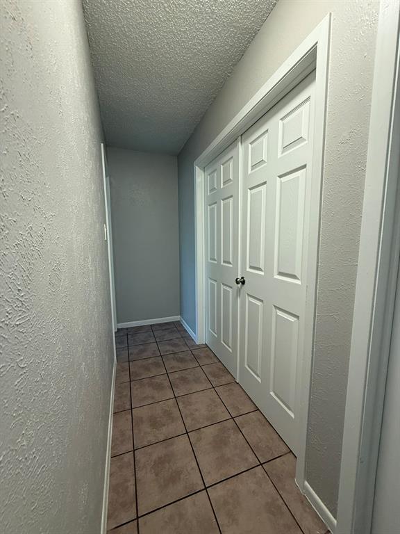 Building Photo - 12310 Willow Wild Dr
