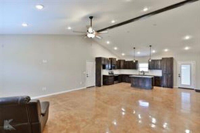 Building Photo - 1468 Bettis St