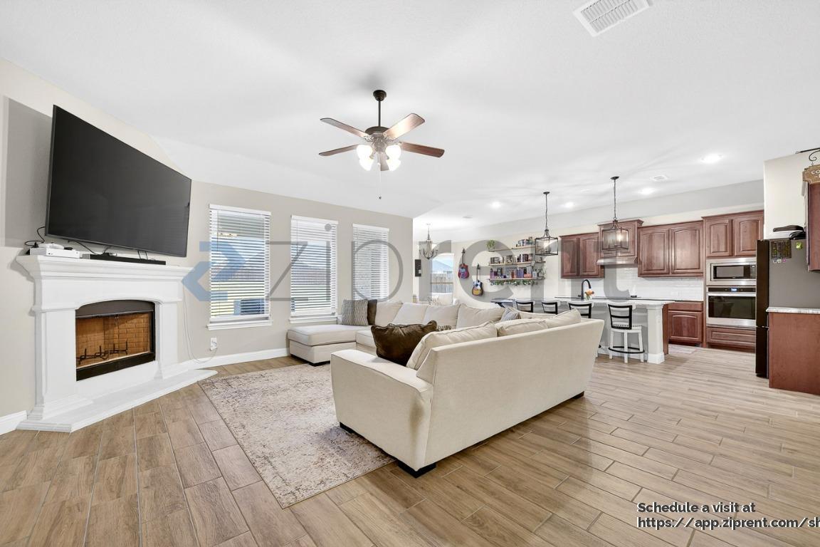 Building Photo - 12501 Eagles Bluff