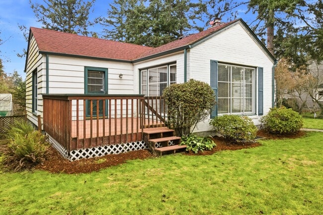 Building Photo - 8131 Veterans Dr SW