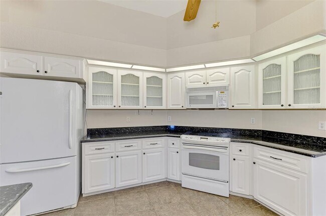 Building Photo - 1830 Bahia Terrado