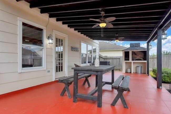 Building Photo - 3630 Garrison Run Dr