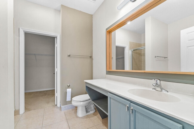 Building Photo - 3116 Grandiflora Dr