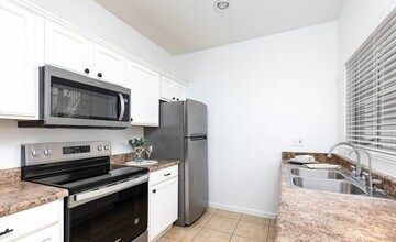 Building Photo - 11333 N 92nd St
