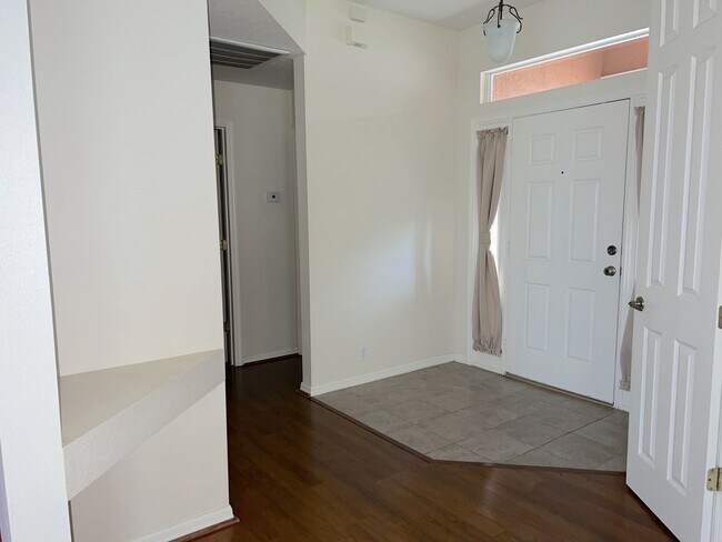 Building Photo - Carillon Lakes Home