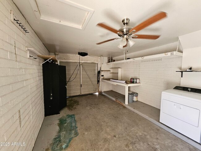 Building Photo - 1221 E Harmony Cir