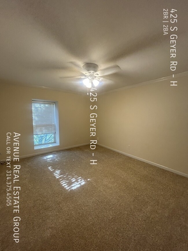 Building Photo - Minutes from Downtown Kirkwood