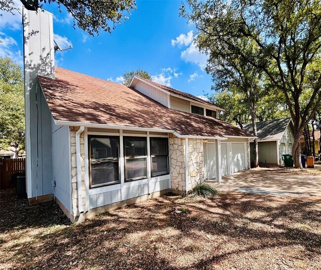 Building Photo - 7613 Navarro Pl