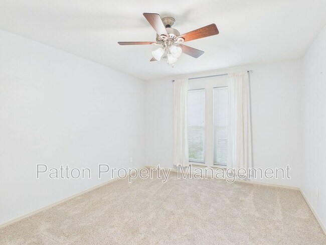 Building Photo - 6810 Montague Dr