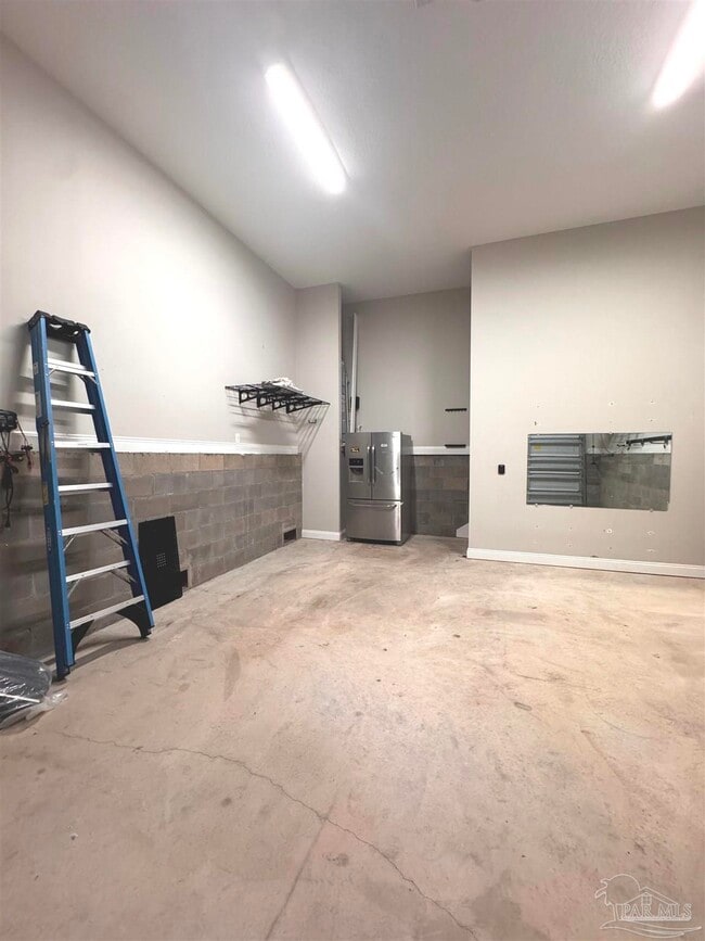 Building Photo - 5596 Kailey Rd