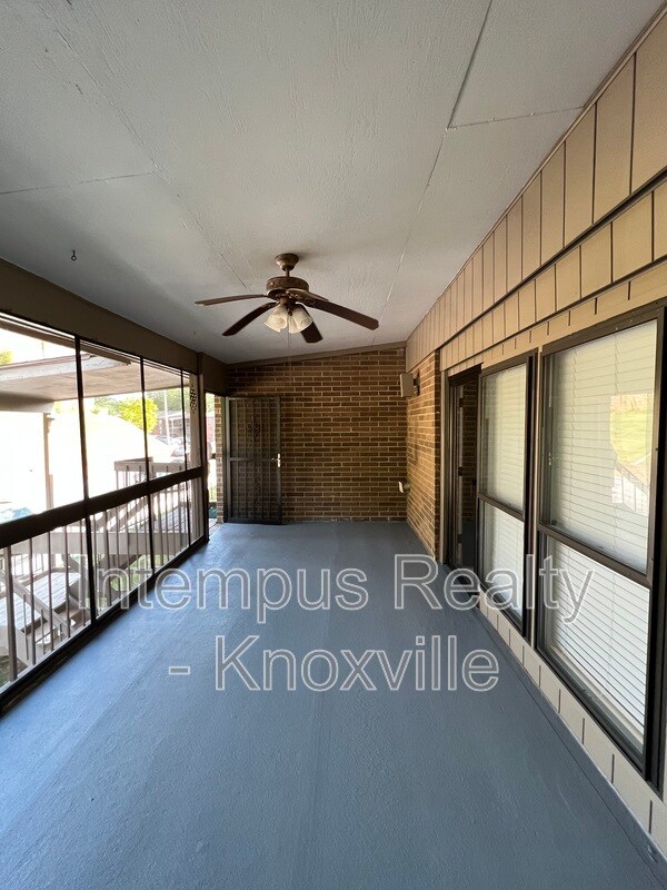 Building Photo - 534 Berlin Dr